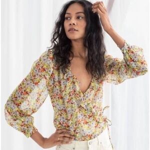 & Other Stories /  Floral wrap Blouse